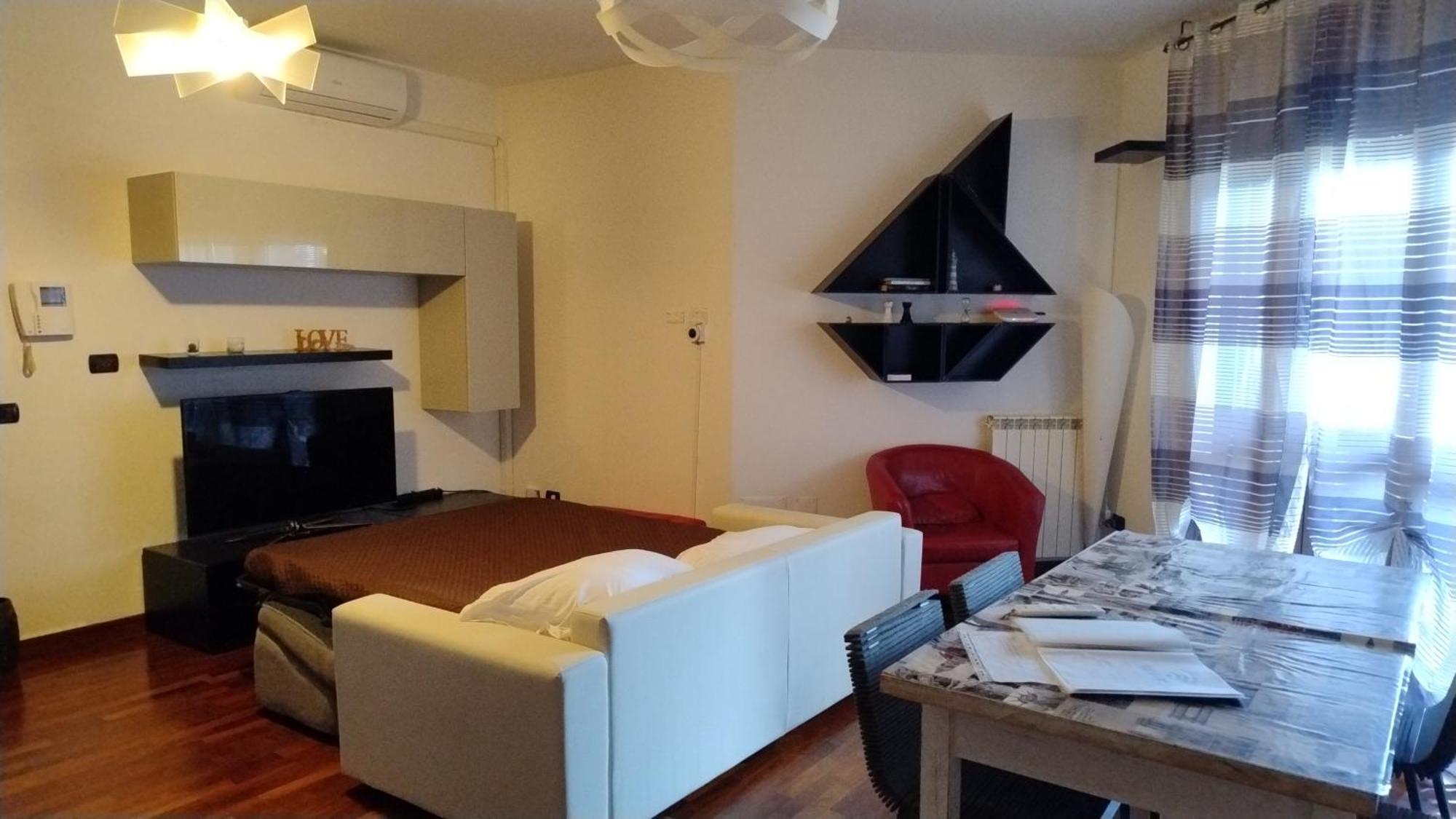 Apartment Domus Fiera Di Roma Village Fiumicino