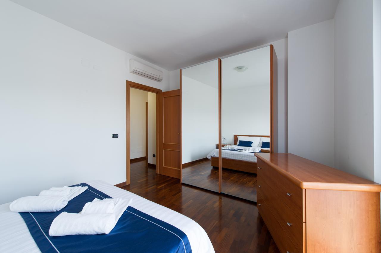 Apartment Domus Fiera Di Roma Village *
