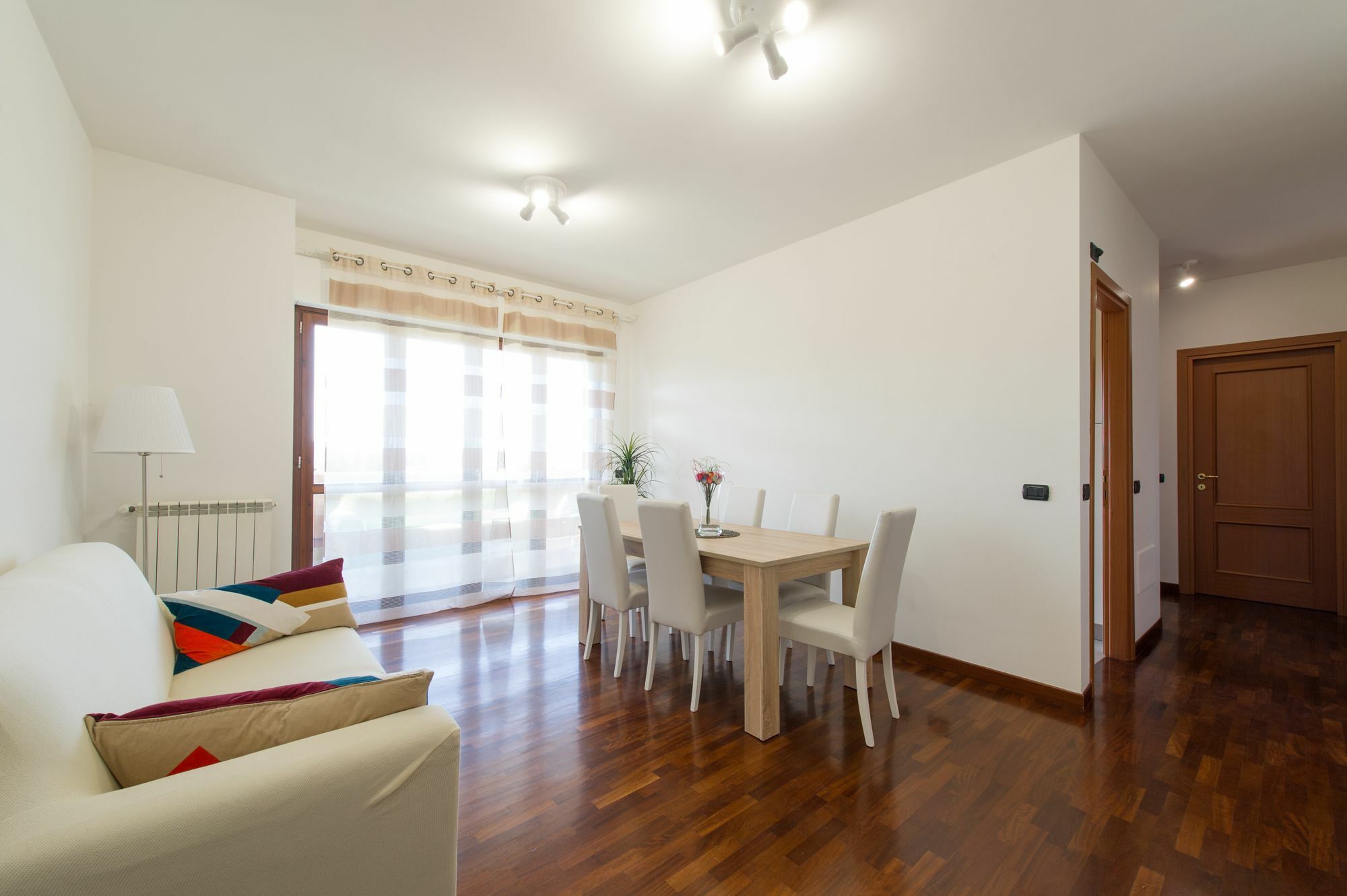 Domus Fiera Di Roma Village Apartment