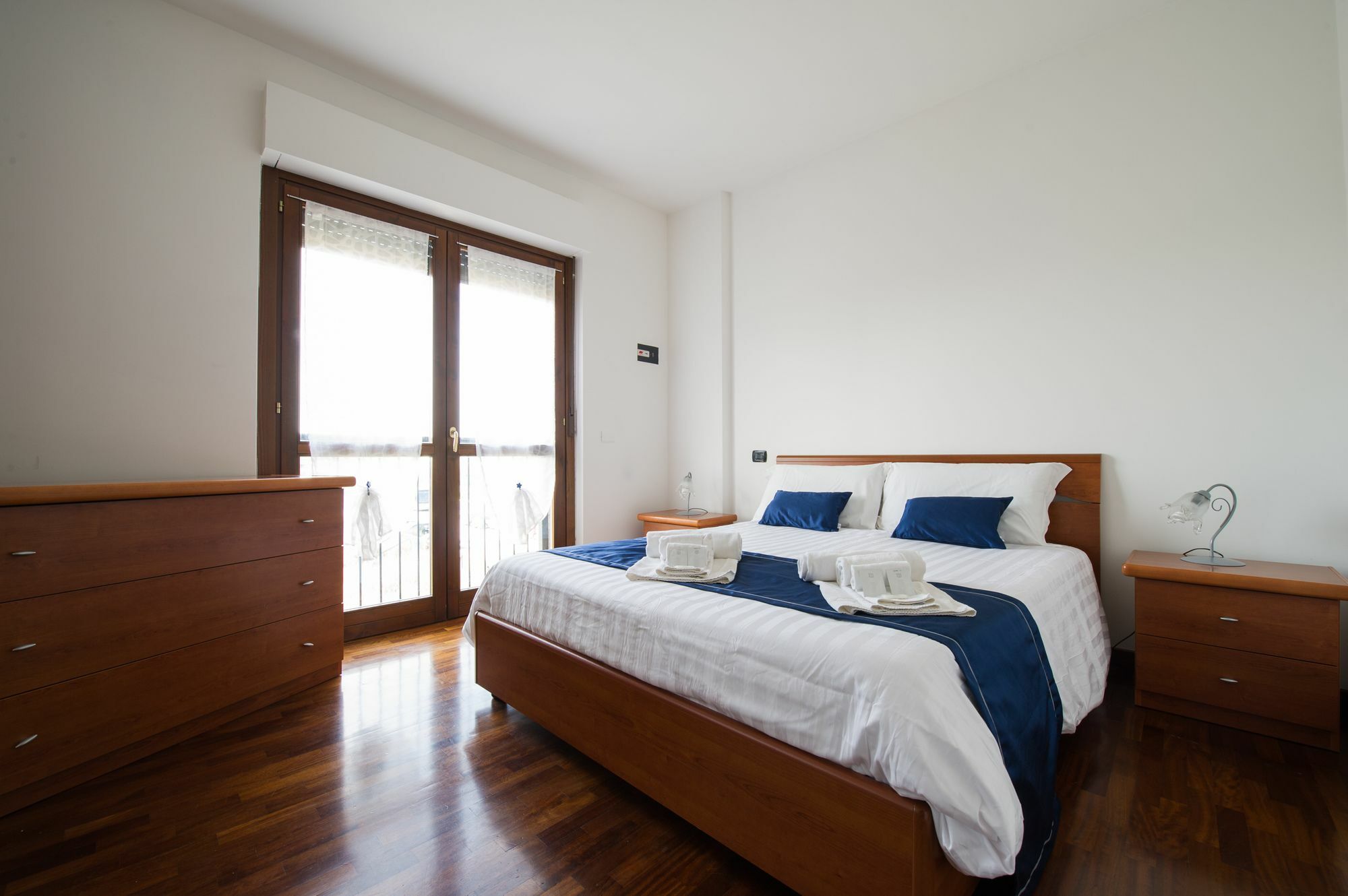 Domus Fiera Di Roma Village Apartment